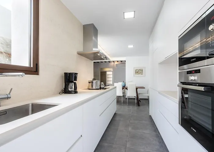 Historic Townhouse Casa Bugera 3 Bedrooms Private Pool Польєнса