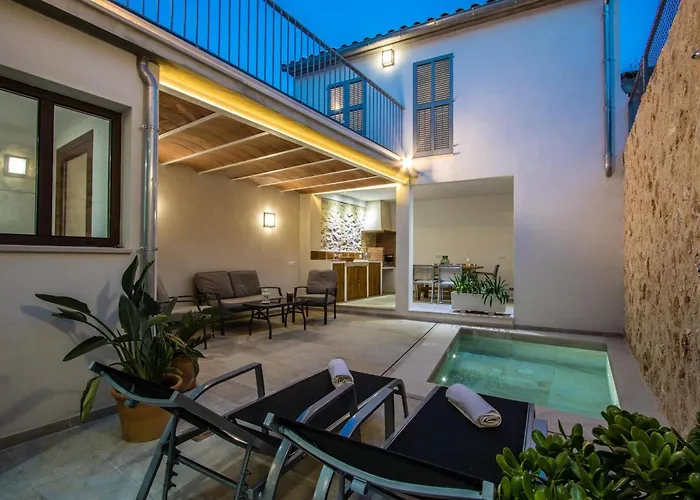 Historic Townhouse Casa Bugera 3 Bedrooms Private Pool Вілла