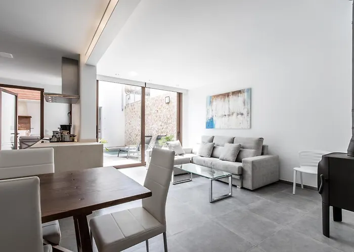 Historic Townhouse Casa Bugera 3 Bedrooms Private Pool *