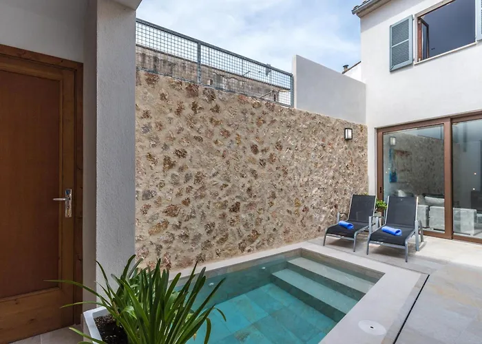 Historic Townhouse Casa Bugera 3 Bedrooms Private Pool Villa