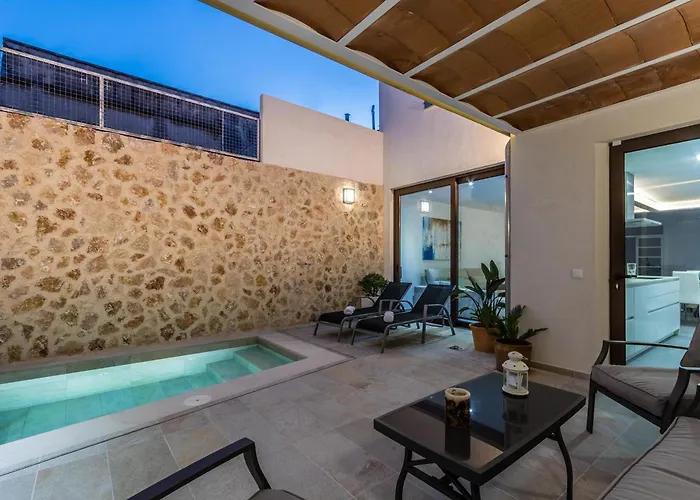 Historic Townhouse Casa Bugera 3 Bedrooms Private Pool